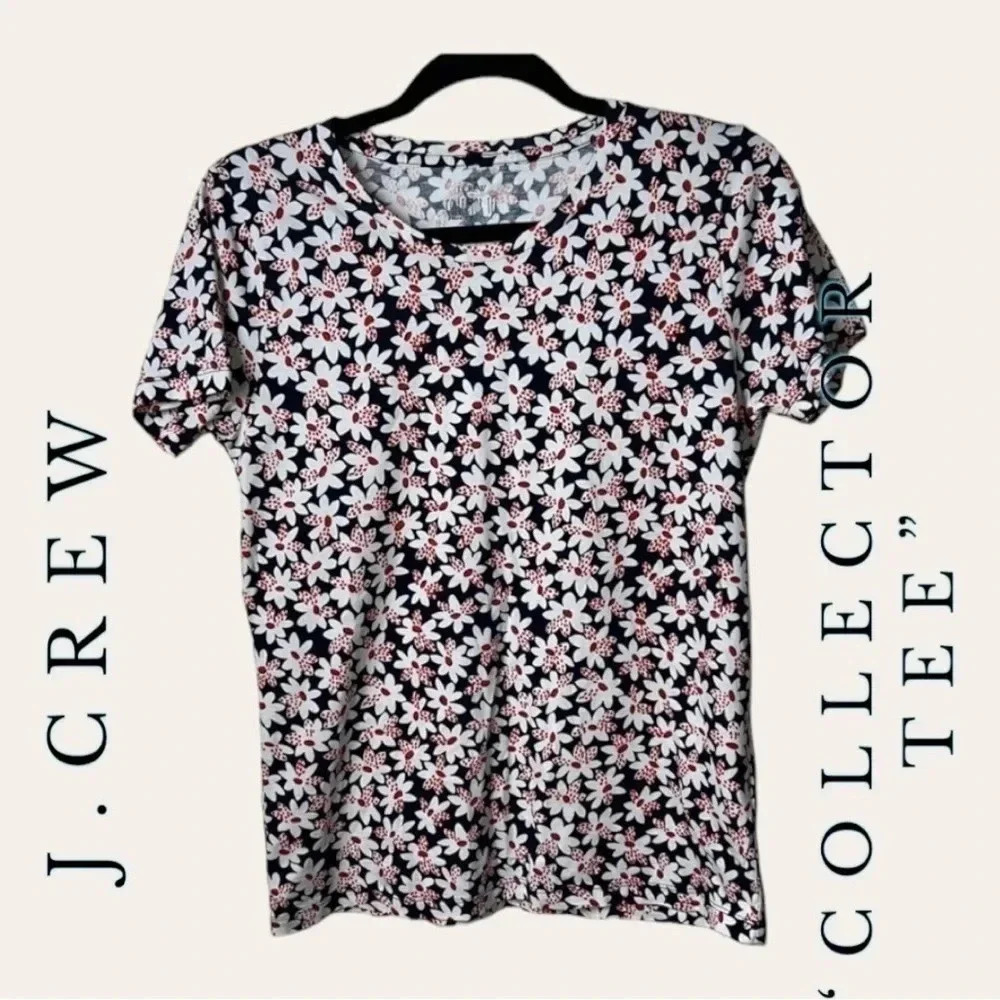0422. J. CREW βCOLLECTOR TEEβ JERSEY MATERIAL SIZE SMALL FLORAL PATTERN NAVY/RED